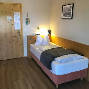 https://schlossberghof-marzoll-bad-reichenhall.com-bavaria.com